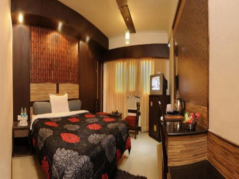 Hotel Atithi Agra  Eksteriør bilde